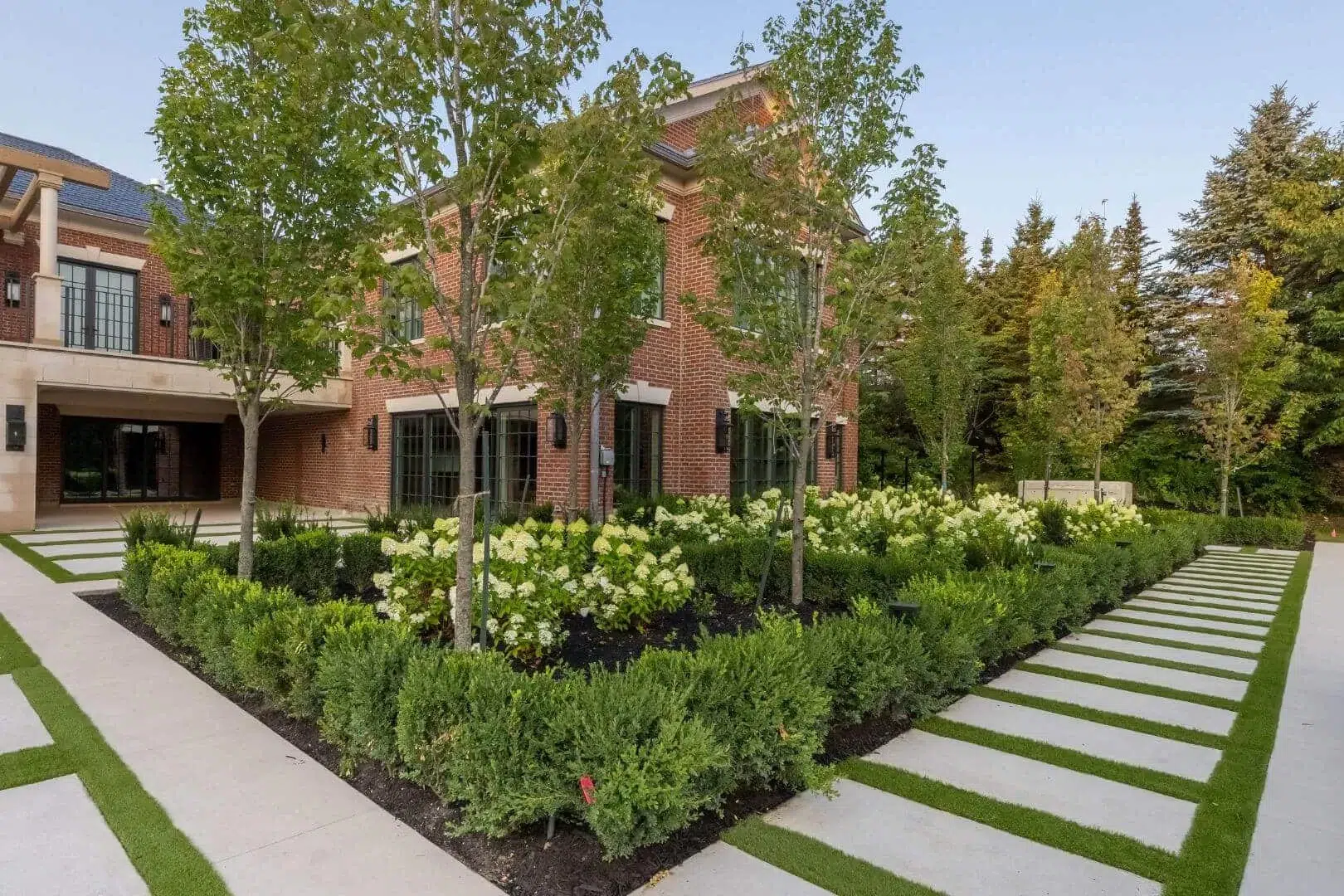 Commercial landscaping GTA