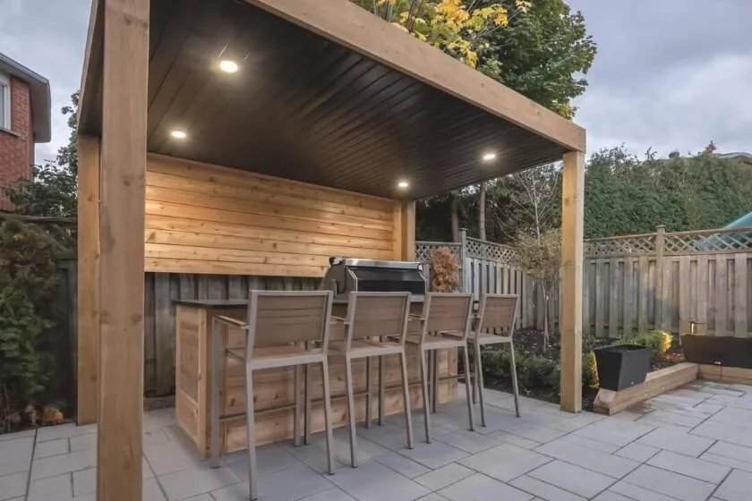 bar landscaping