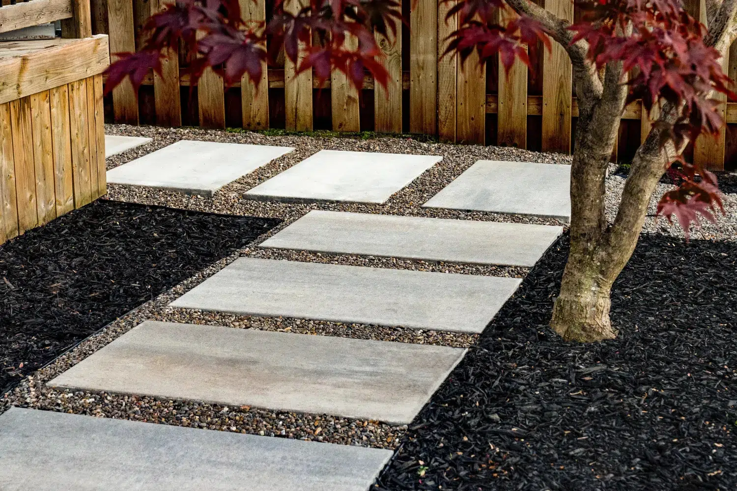 professional interlocking patio landscaping
