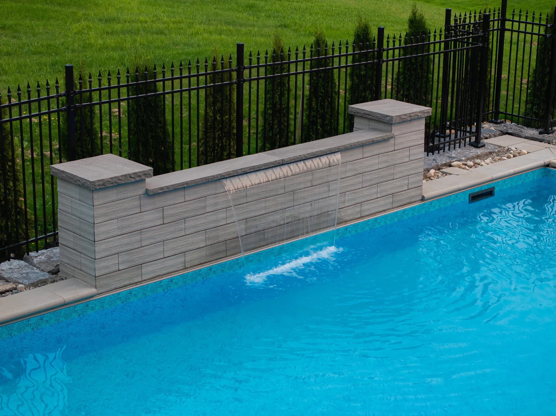 swimming pool h3s
